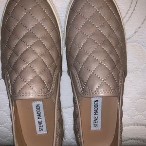 Steve Madden slip on shoes